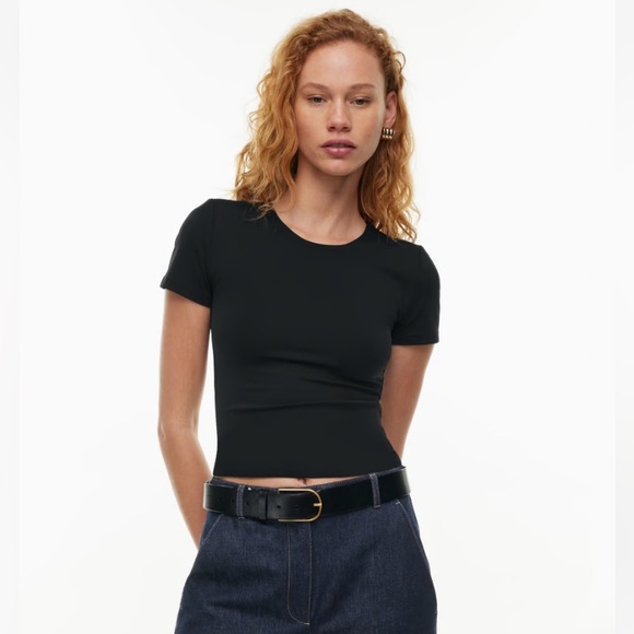 Aritzia Babaton Crewneck Contour Tee - Picture 3 of 4